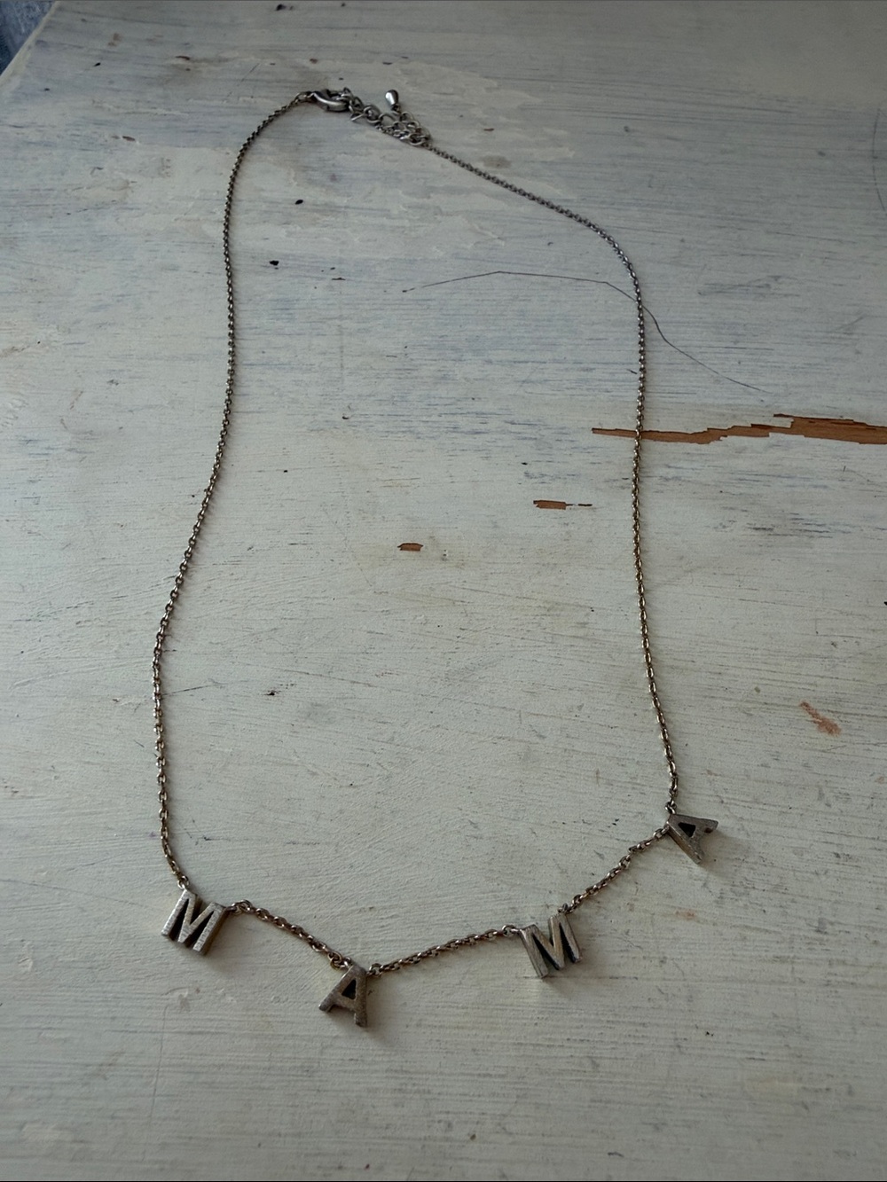 Silver 'MAMA' Letter Necklace